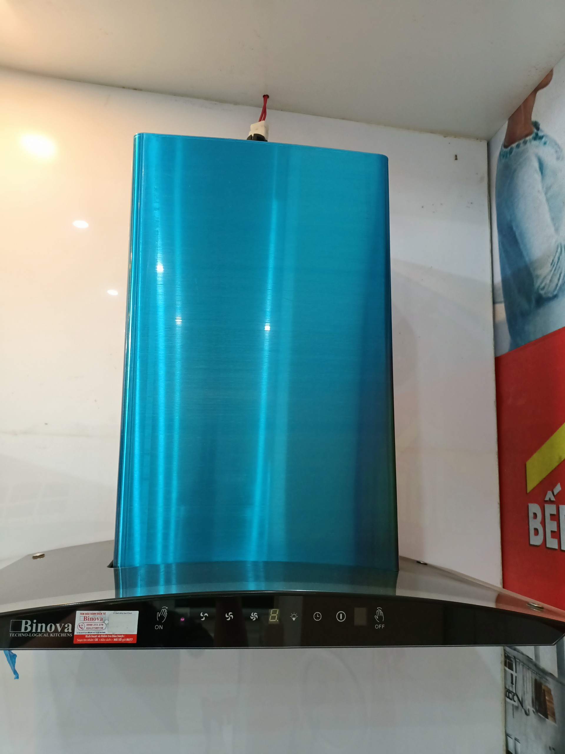 Máy hút mùi Binova BI 1700SH